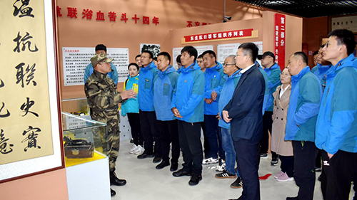 公司北景區(qū)運(yùn)營黨支部“奮斗百年路 啟航新征程--學(xué)黨史、悟思想、辦實(shí)事、開新局”寒蔥嶺密營遺址愛國主義教育實(shí)地考察主題黨日活動(dòng)