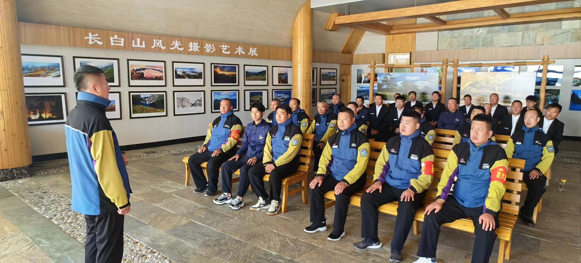 公司景區(qū)運(yùn)營三部 全面開展服務(wù)質(zhì)量再提升專項(xiàng)行動(dòng)